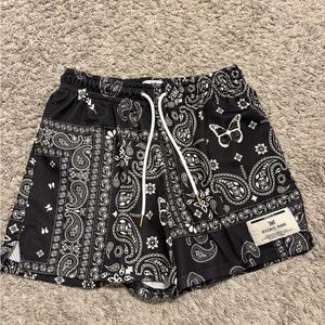 Hyogo Bans Black Paisley Men's Athletic Shorts